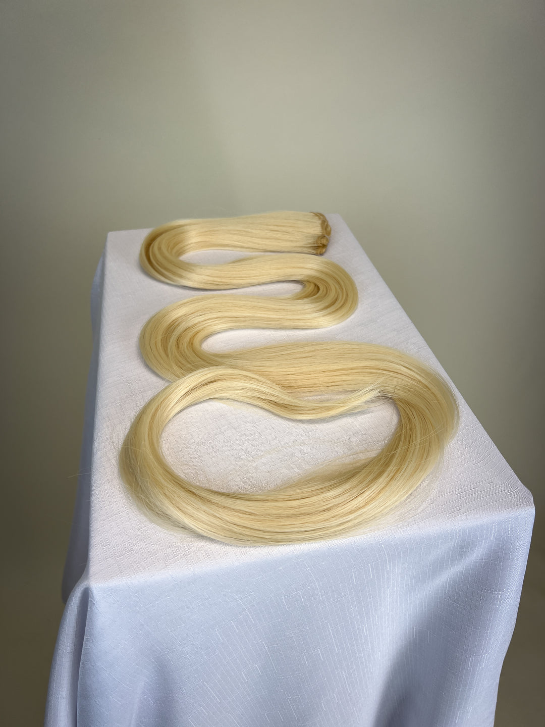 Goddess Length Bleach Blonde Weft