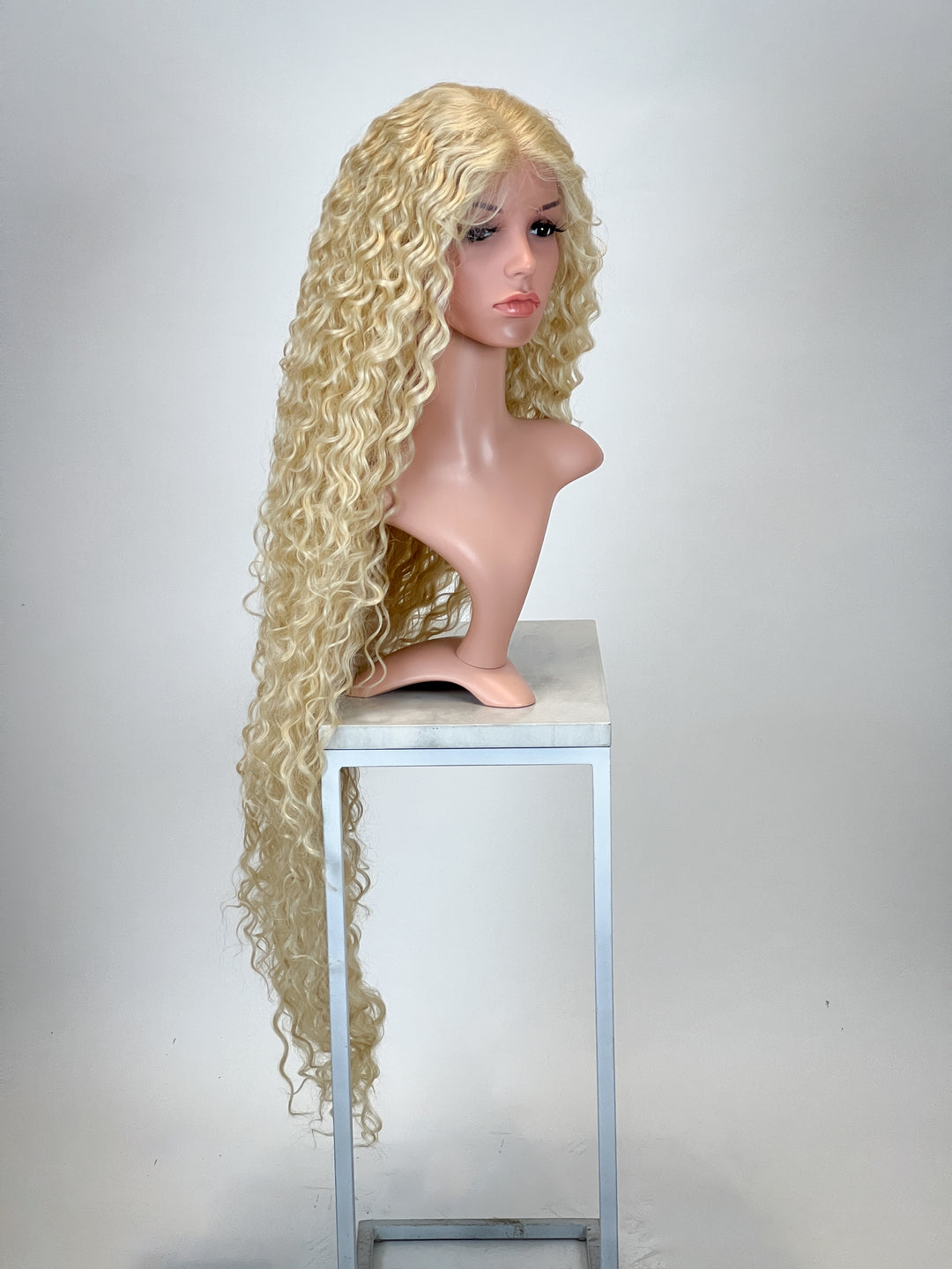 Penelope Bleach Blonde - Natural Series
