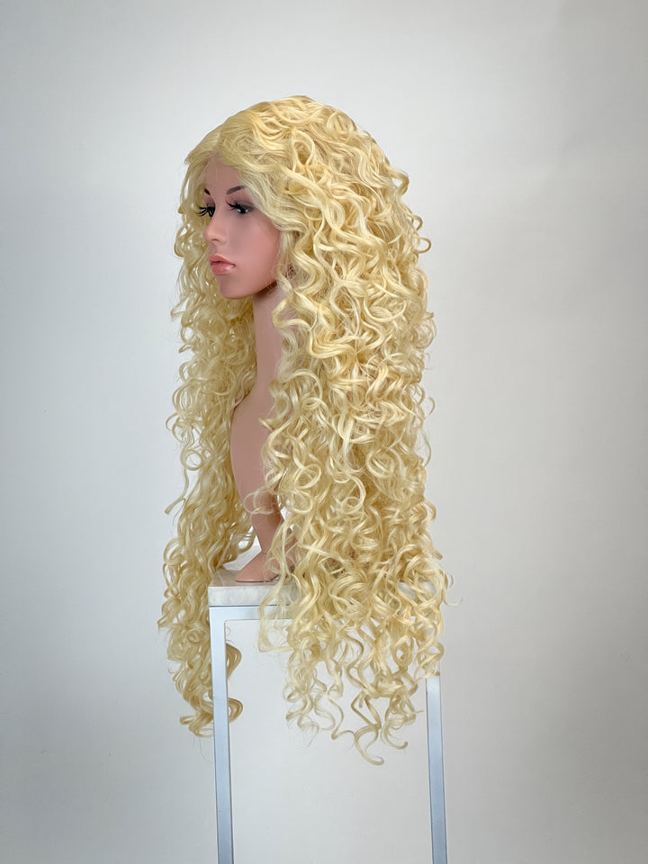 Delilah Bleach Blonde - Natural Series