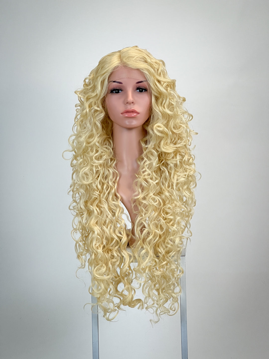 Delilah Bleach Blonde - Natural Series