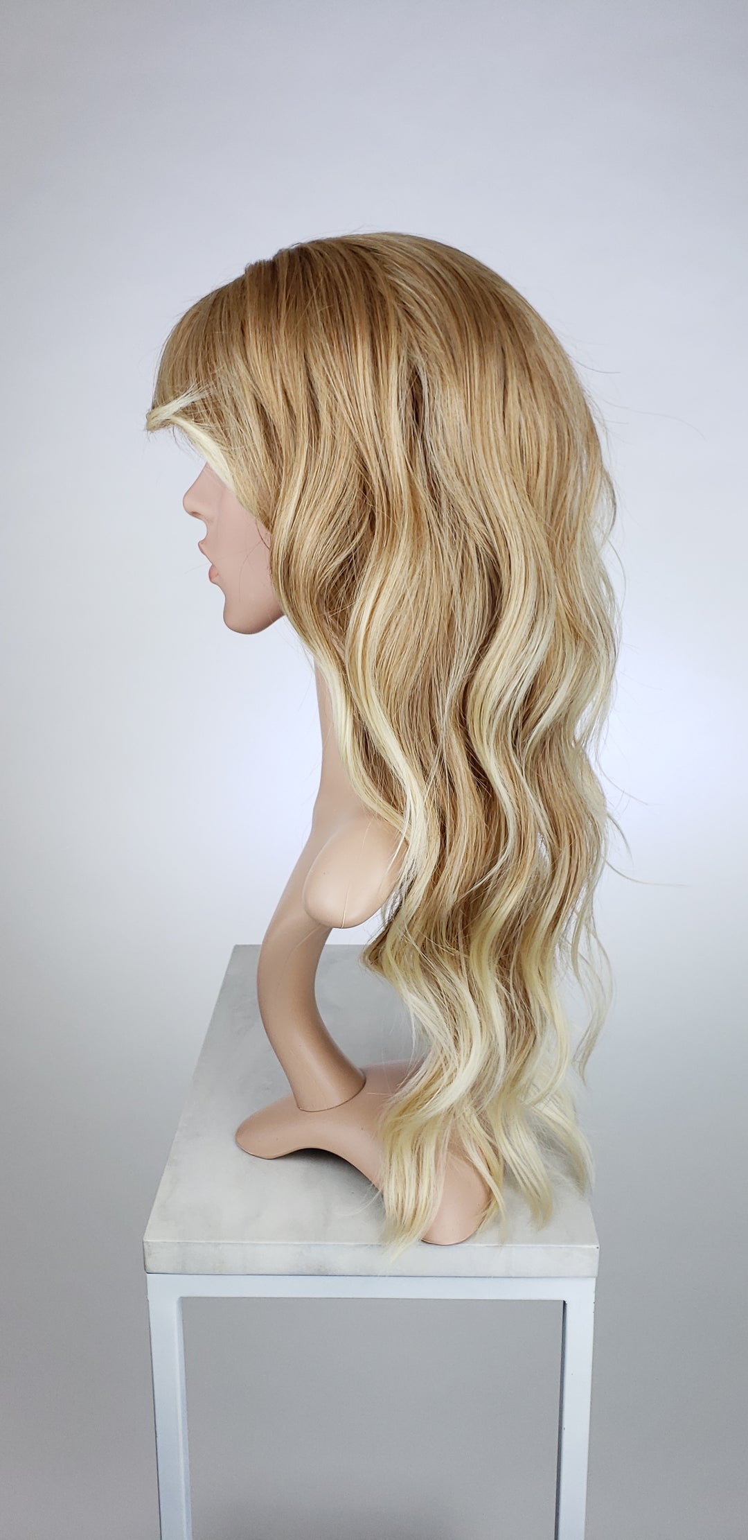 Fantasia Strawberry Blonde - Hard Front Wig