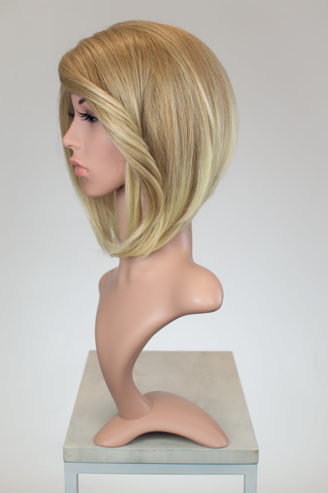Kiora Strawberry Blonde - Lace Front Wig