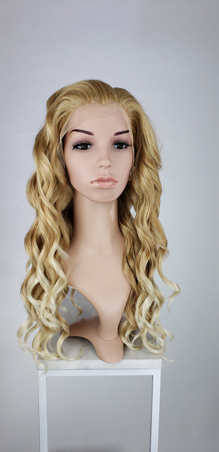 Wynter Strawberry Blonde - Lace Front Wig