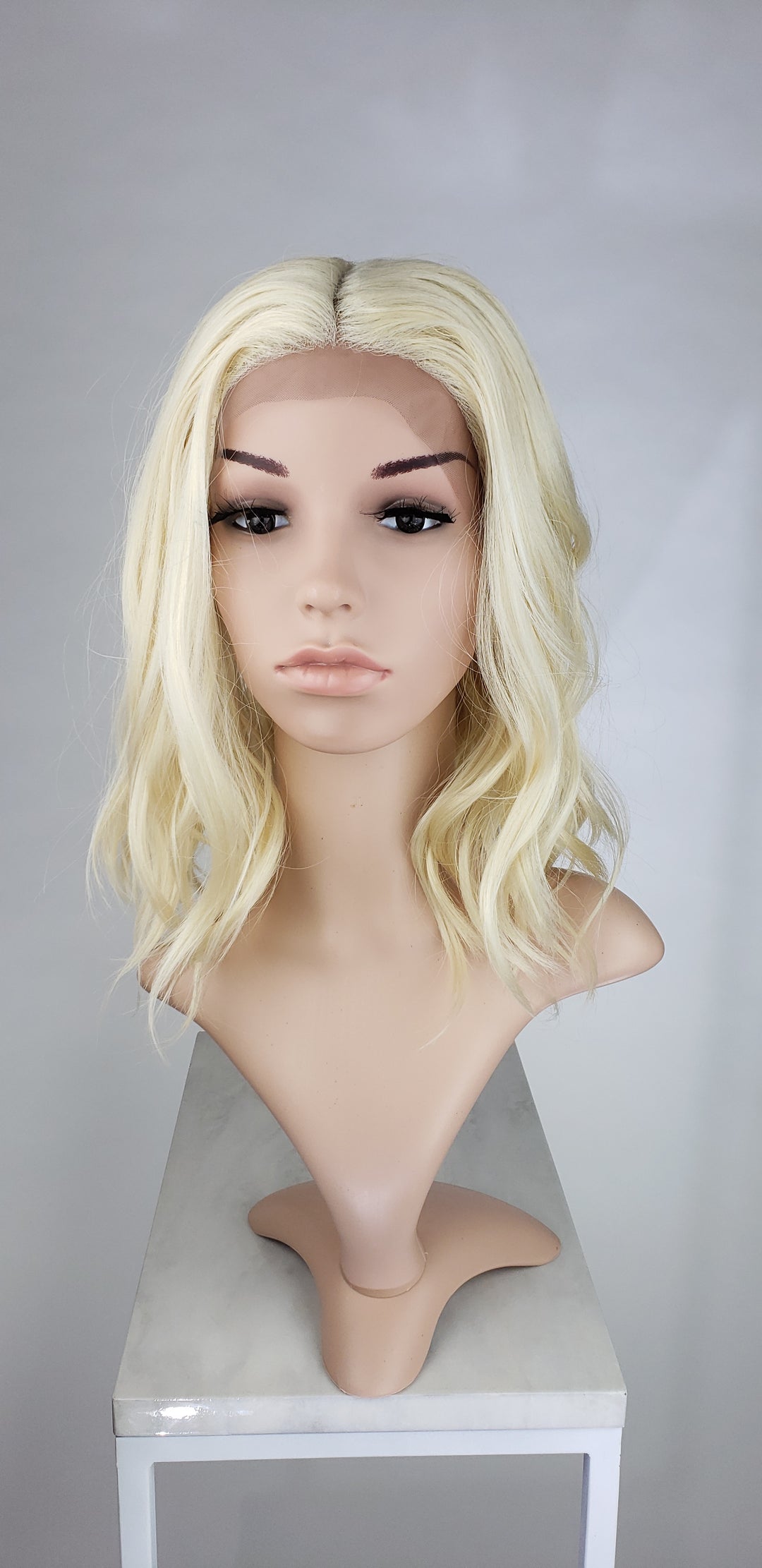 Blonde Medium Length Wavy Bob Lace Front Wig - Lady Series LLHAT44