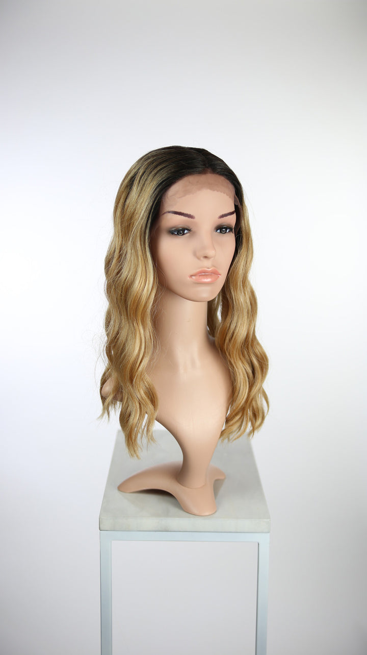 Shiloh Shadow Blonde - Natural