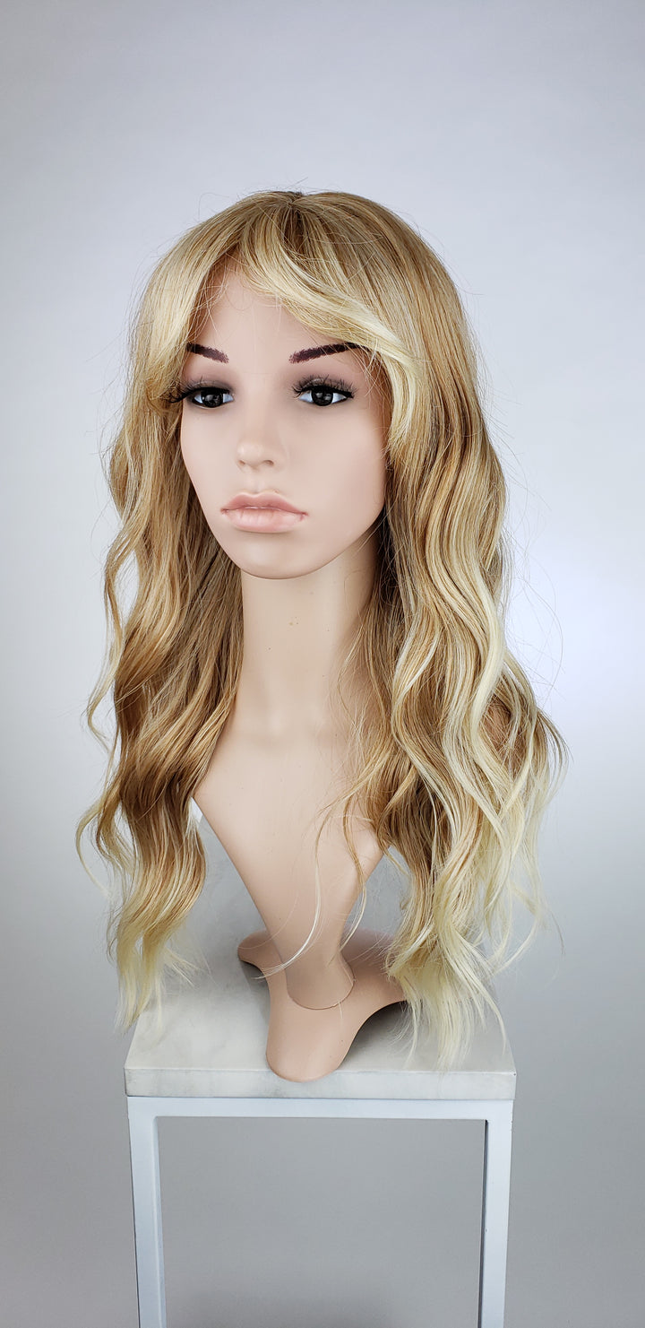 Fantasia Strawberry Blonde - Fashion Wig